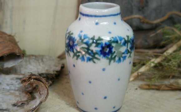 Polish Pottery Vase 6 cm