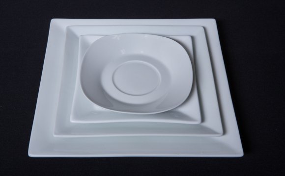 Square-china-dinnerware-rental