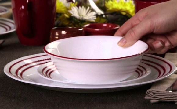 Corelle Ruby Red 16 Piece