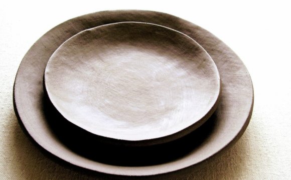 Rustic Pottery Dinnerware