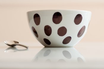 DIY Sharpie bowl from The Sweetest Occasion