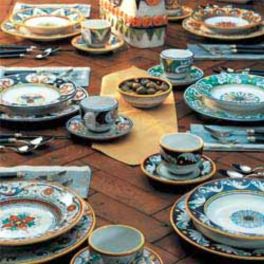 Italian pottery store