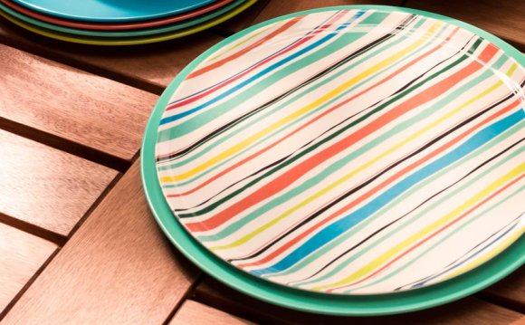 Cool plastic Plates