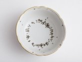 Porcelain dishes