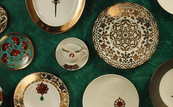 Porcelain Dinner Set online