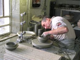 Italian handmade ceramics - Fima workshop, Deruta